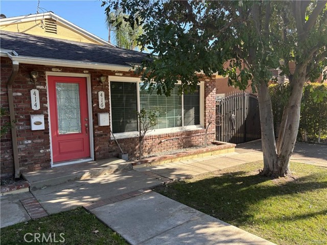 Detail Gallery Image 2 of 4 For 414 Ne Linda Rosa Ave #416,  Pasadena,  CA 91107 - 4 Beds | 3 Baths