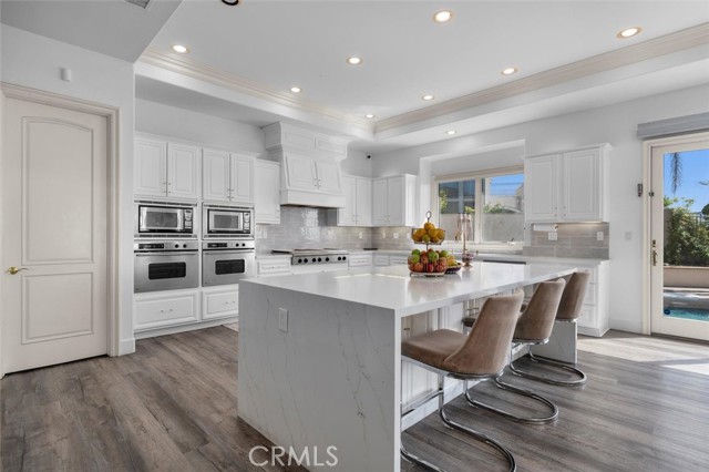Detail Gallery Image 11 of 22 For 51 Santa Cruz, Rolling Hills Estates,  CA 90274 - 5 Beds | 5/2 Baths