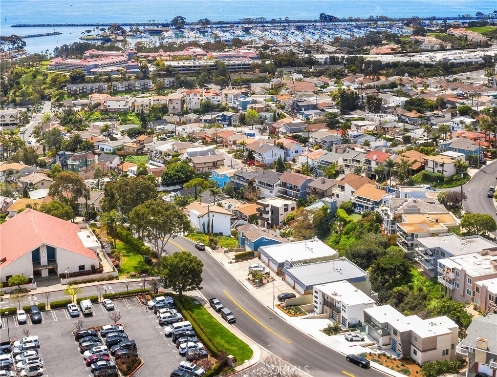 Bb658ef9 8c66 40d2 9973 E13aeb2476c0