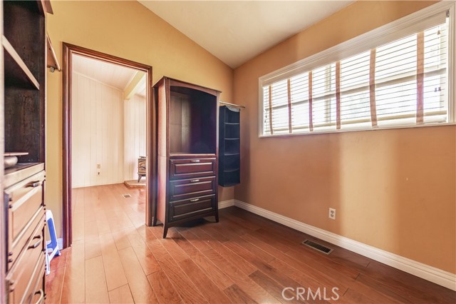 32375 Sage Road, Hemet CA: https://media.crmls.org/medias/bb667d2c-15af-4ad8-9920-54b4e0797ce7.jpg
