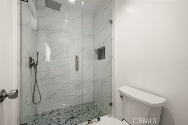 Detail Gallery Image 16 of 32 For 805 Ocean Ave #4,  Seal Beach,  CA 90740 - 3 Beds | 2 Baths
