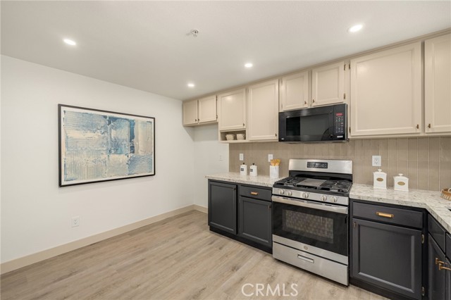 Detail Gallery Image 13 of 43 For 263 California Ct, Mission Viejo,  CA 92692 - 2 Beds | 2 Baths