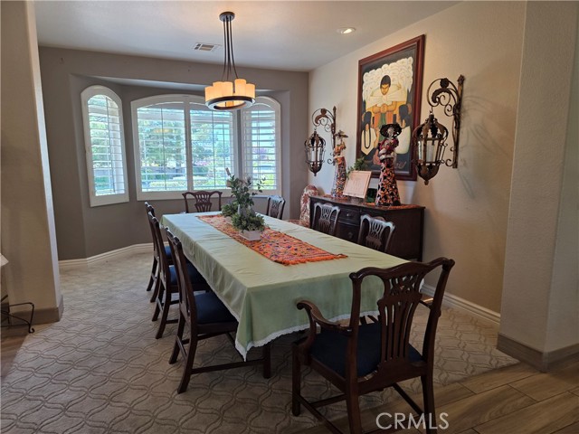 Detail Gallery Image 6 of 47 For 42036 Desert Sage Ave, Lancaster,  CA 93536 - 5 Beds | 3 Baths
