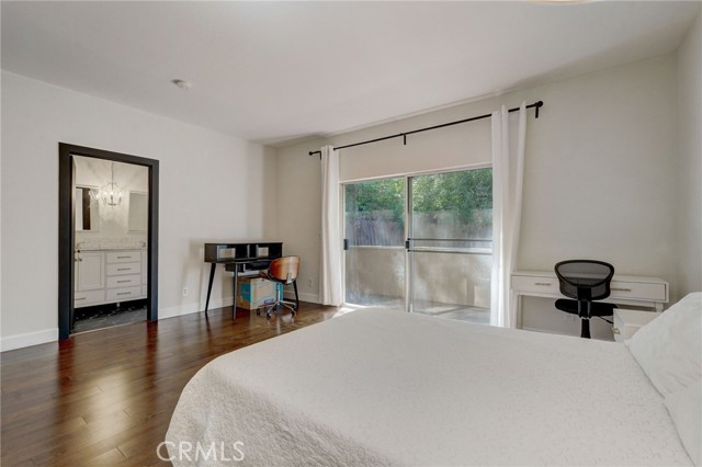 Detail Gallery Image 20 of 31 For 3284 Barham Bld #205,  Los Angeles,  CA 90068 - 2 Beds | 2 Baths
