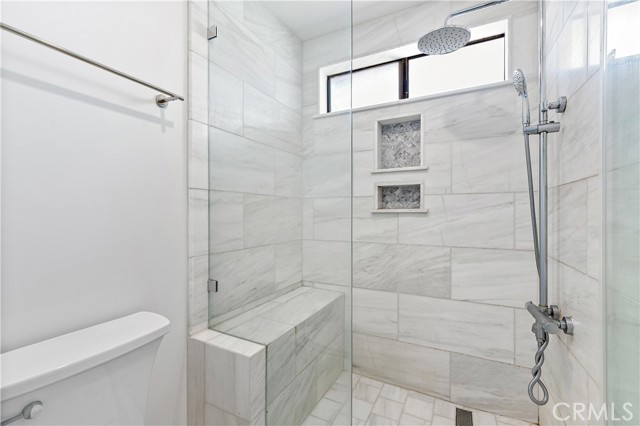 Detail Gallery Image 17 of 38 For 15215 Magnolia Bld, Sherman Oaks,  CA 91403 - 2 Beds | 2 Baths