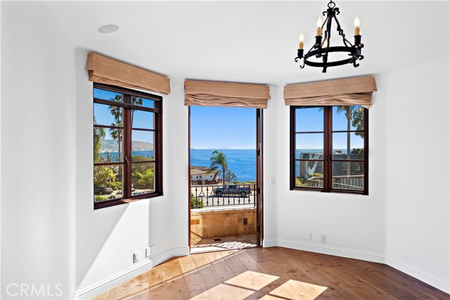 Detail Gallery Image 24 of 71 For 177 Crescent Bay Dr, Laguna Beach,  CA 92651 - 4 Beds | 4/2 Baths