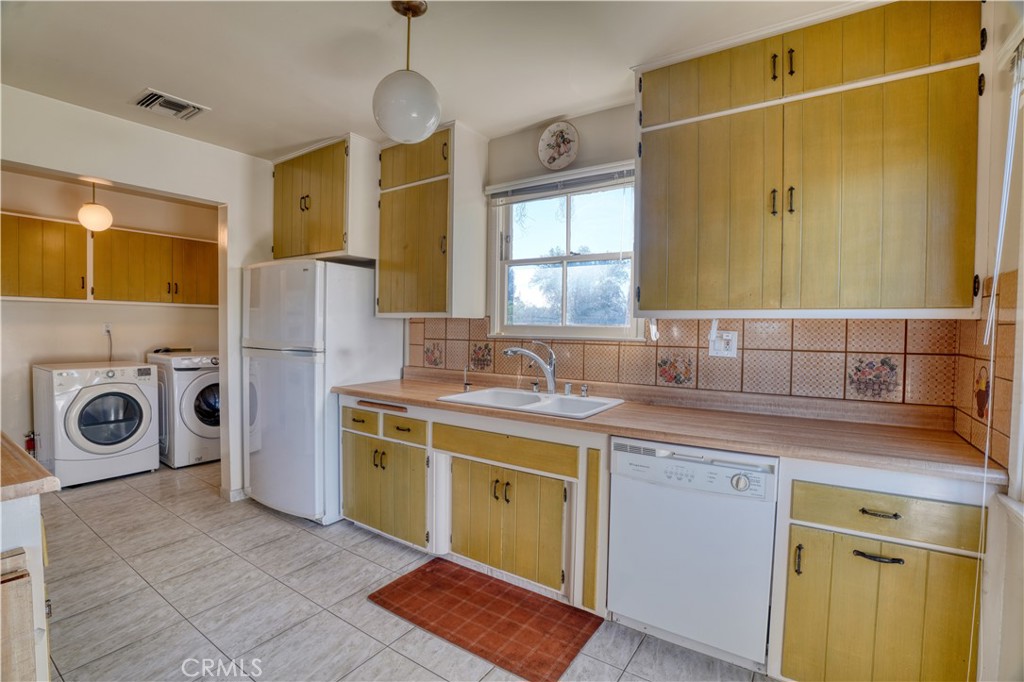 MLS #SR25262583 image #13