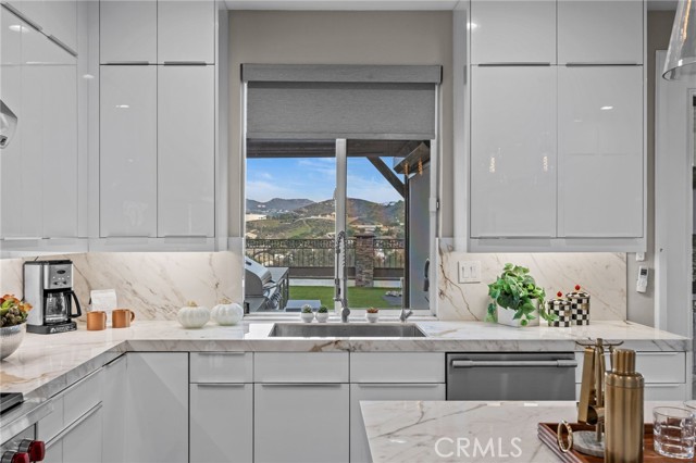 Detail Gallery Image 22 of 72 For 1333 Abilene, Norco,  CA 92860 - 4 Beds | 3 Baths