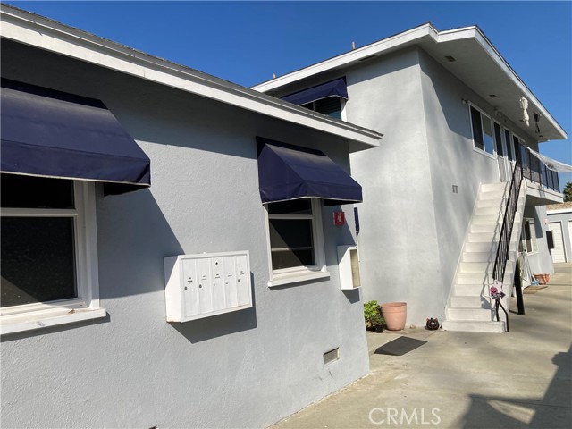 2607 Rockefeller Lane, Redondo Beach, California 90278, ,Residential Income,For Sale,Rockefeller,SB24048360
