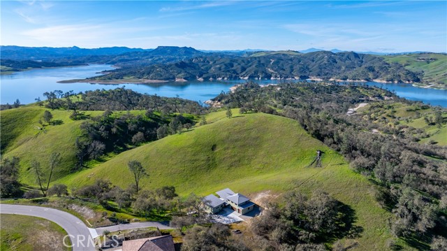 Detail Gallery Image 4 of 75 For 3275 Timberline, Paso Robles,  CA 93446 - 4 Beds | 2/1 Baths