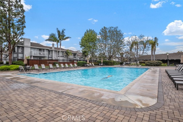 3341 Calle La Veta, San Clemente CA: https://media.crmls.org/medias/bb6c711f-2036-493a-9220-c2b5fca837b4.jpg