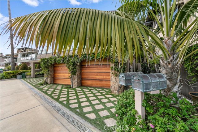 Detail Gallery Image 39 of 43 For 3130 Breakers Dr, Corona Del Mar,  CA 92625 - 3 Beds | 2/1 Baths