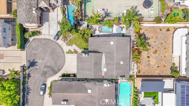 Detail Gallery Image 37 of 42 For 17182 Hillside Cir, Huntington Beach,  CA 92649 - 5 Beds | 4/1 Baths