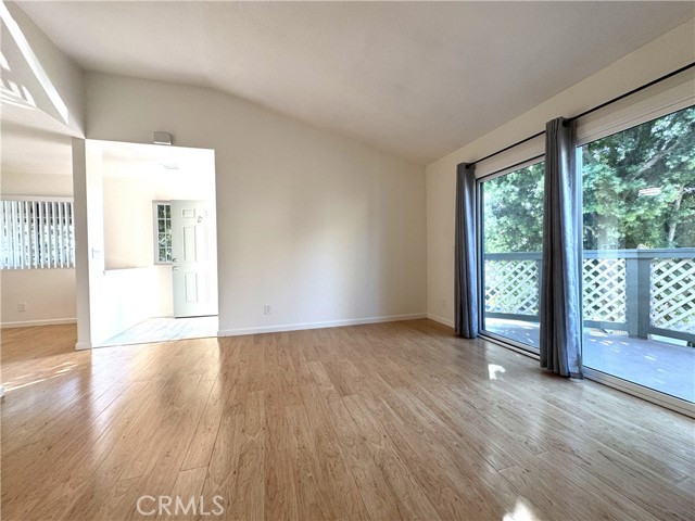 Detail Gallery Image 13 of 53 For 3515 W Stonepine #D,  Anaheim,  CA 92804 - 1 Beds | 1 Baths