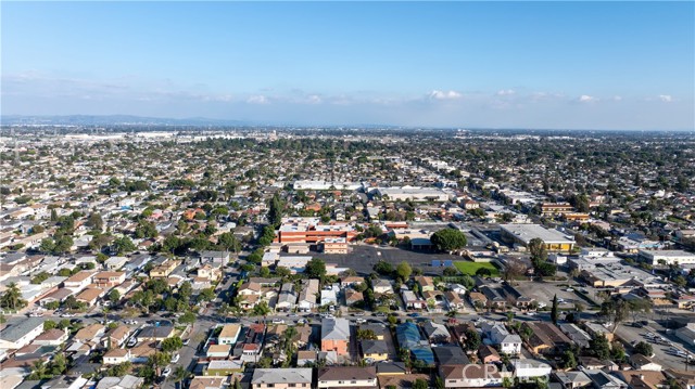 Detail Gallery Image 18 of 22 For 9723 San Juan, South Gate,  CA 90280 - – Beds | – Baths