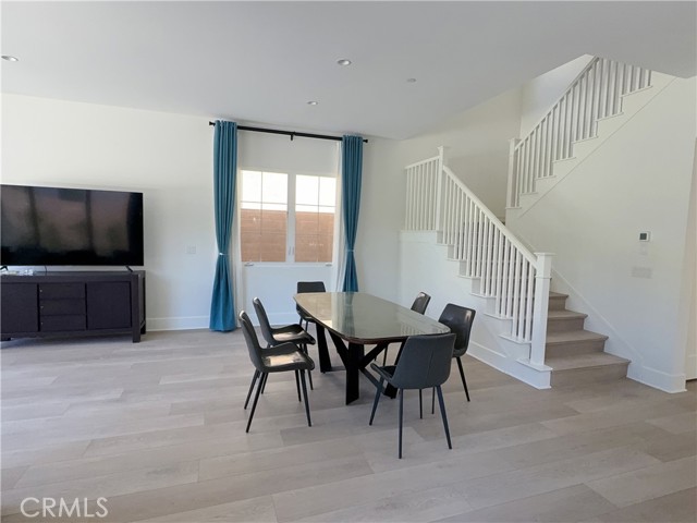 160 Statura, Irvine CA: https://media.crmls.org/medias/bb71c238-4e7a-4297-a695-e41412975066.jpg