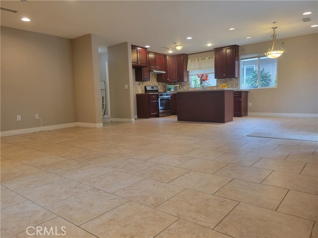 539 S Michillinda Avenue, Pasadena CA: https://media.crmls.org/medias/bb72c394-5238-4ae6-8109-8fcbf09f2929.jpg