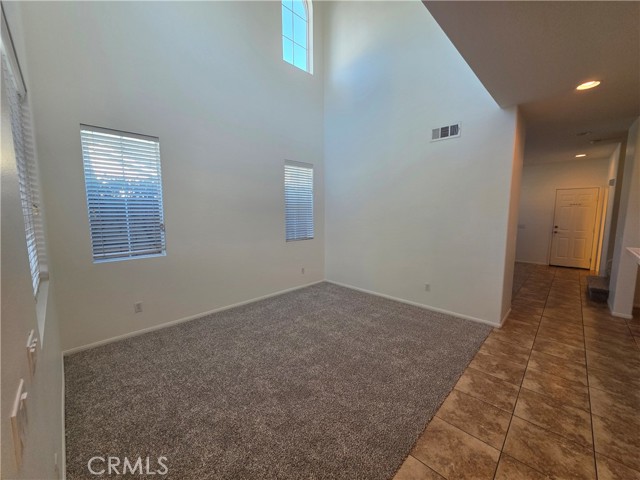 Detail Gallery Image 11 of 25 For 2035 E Harvard Privado, Ontario,  CA 91764 - 3 Beds | 2/1 Baths