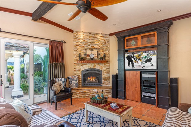 24435 Adams Ave., Murrieta CA: https://media.crmls.org/medias/bb73655c-14eb-40ca-844e-3f44ccc5495a.jpg