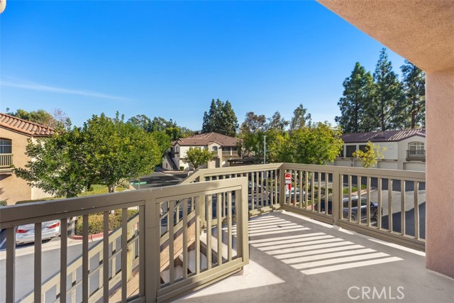 Detail Gallery Image 2 of 17 For 230 S Grisly Canyon Drive a,  Orange,  CA 92869 - 2 Beds | 2 Baths