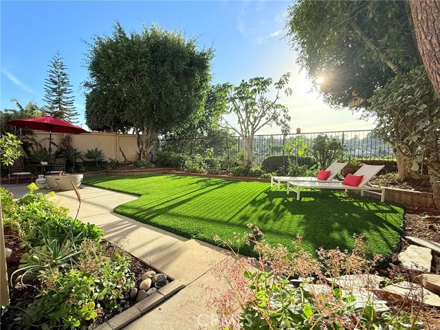 Detail Gallery Image 2 of 36 For 28422 via Nandina, Laguna Niguel,  CA 92677 - 4 Beds | 2/1 Baths