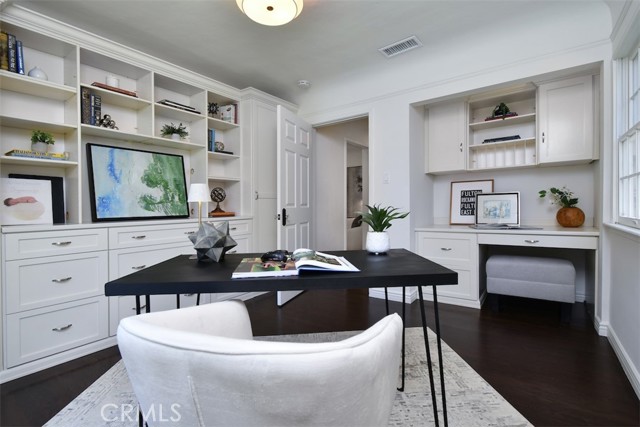 4058 Shadyglade Avenue, Studio City CA: https://media.crmls.org/medias/bb7537f8-8f41-4e5a-927d-8f6bafdce7fa.jpg