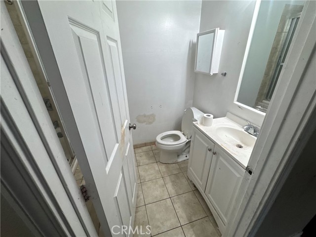 Detail Gallery Image 9 of 10 For 802 W 229th St, Torrance,  CA 90502 - 4 Beds | 2 Baths