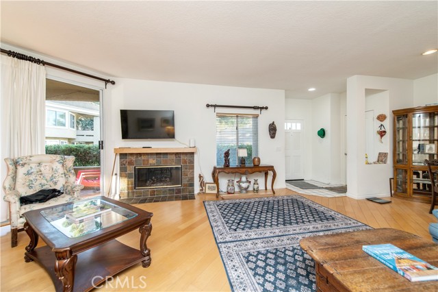 Detail Gallery Image 9 of 25 For 74 Lehigh Aisle, Irvine,  CA 92612 - 2 Beds | 2 Baths