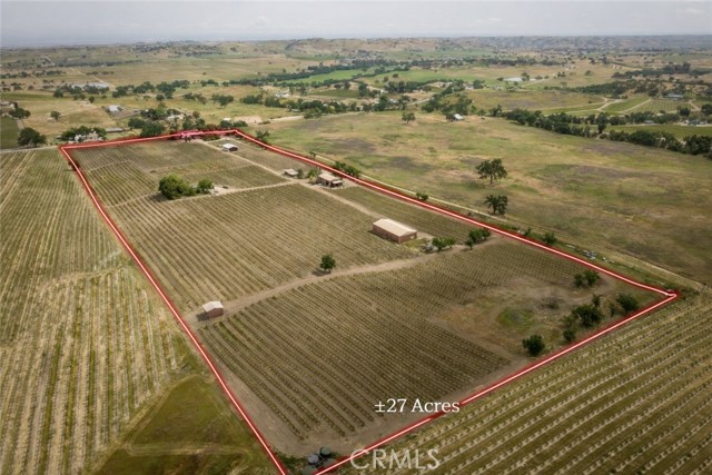 Detail Gallery Image 7 of 17 For 5575 El Pomar, Templeton,  CA 93465 - 3 Beds | 3 Baths