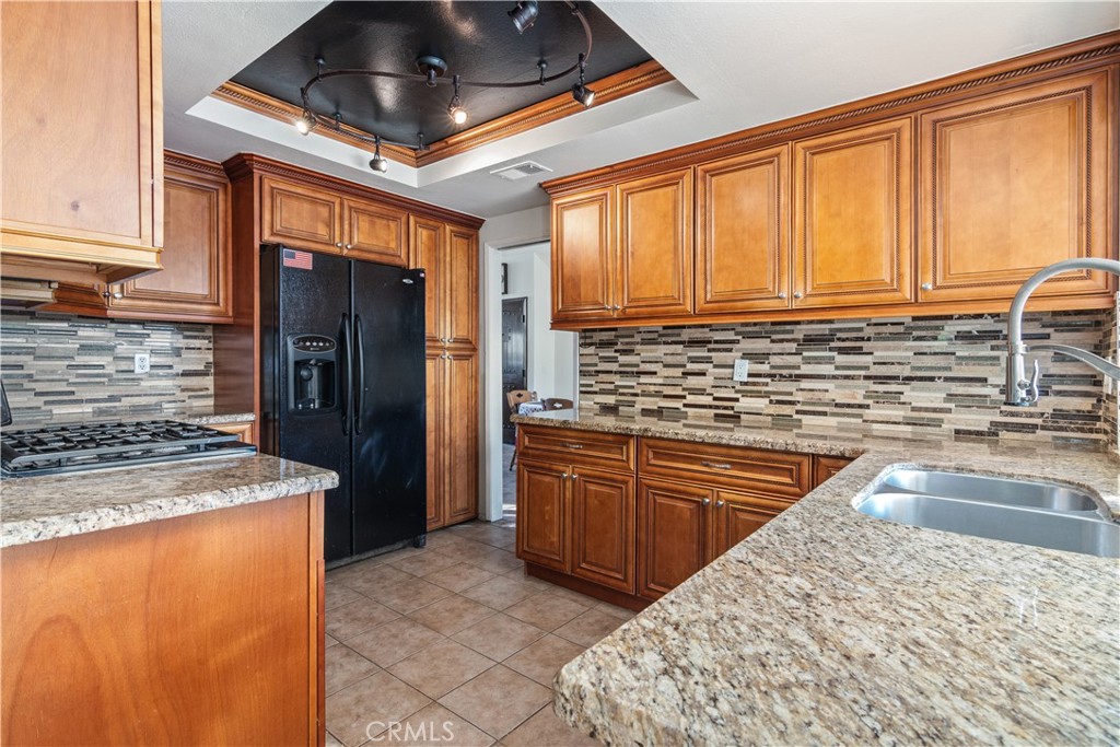 MLS #IV25270557 image #15