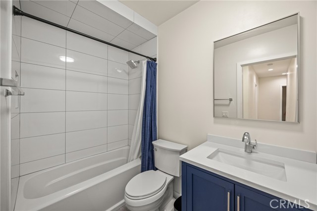 435 E Chuckwalla, Palm Springs CA: https://media.crmls.org/medias/bb76e76d-d341-4de2-8fee-f3541441d0bd.jpg