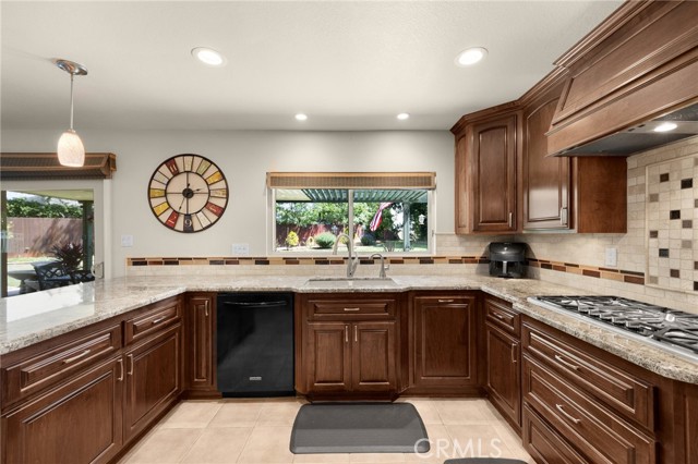 Detail Gallery Image 32 of 50 For 1412 Alta Mesa Way, Brea,  CA 92821 - 4 Beds | 3 Baths