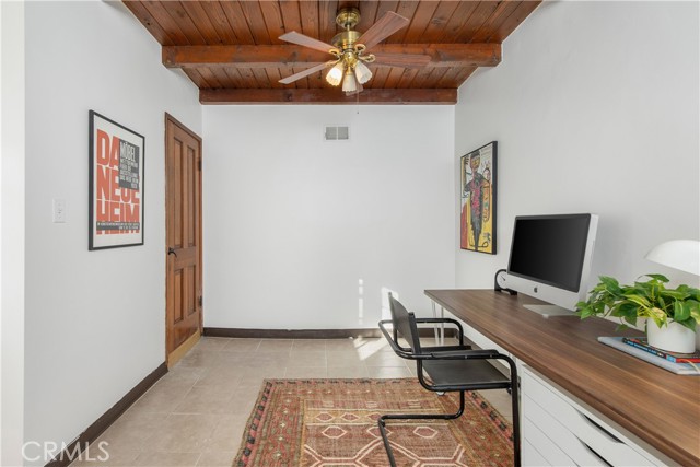 Detail Gallery Image 30 of 53 For 1430 La Perla Ave, Long Beach,  CA 90815 - 4 Beds | 3/1 Baths