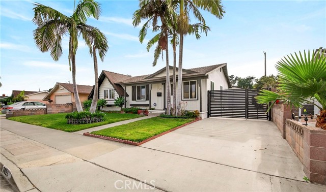 Detail Gallery Image 4 of 58 For 7628 El Caney, Buena Park,  CA 90620 - 4 Beds | 2/1 Baths