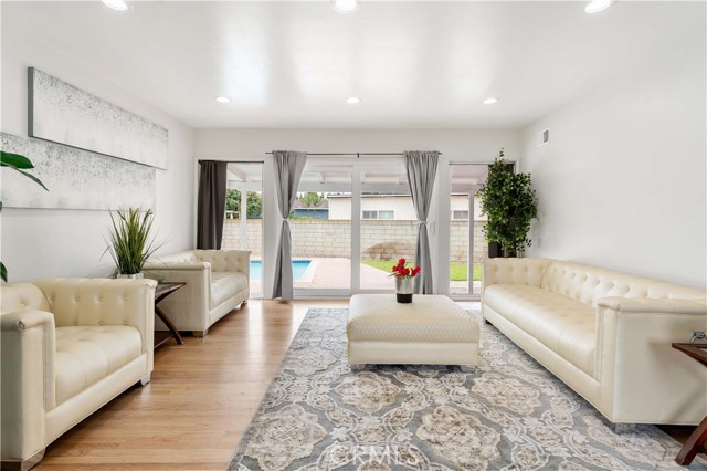 2106 W Judith Lane, Anaheim CA: https://media.crmls.org/medias/bb7839cf-7009-4cbe-a89d-f75f55c1b029.jpg