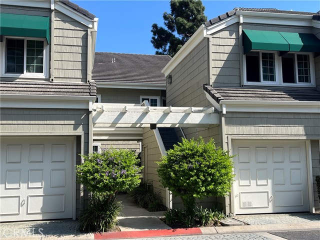 Detail Gallery Image 1 of 1 For 7282 Yellowtail Drive #103,  Huntington Beach,  CA 92648 - 2 Beds | 2 Baths