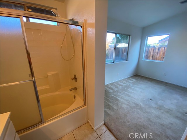 Detail Gallery Image 11 of 13 For 2755 Cambridge Ave, Hemet,  CA 92545 - 3 Beds | 2 Baths