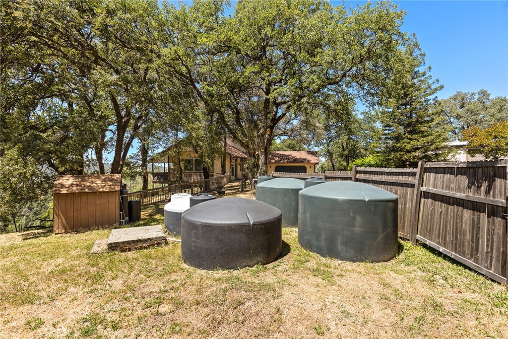 https://media.crmls.org/medias/bb79f9f1-f404-4530-bcbd-da83f4eb88f7.jpg?preset=X-Large