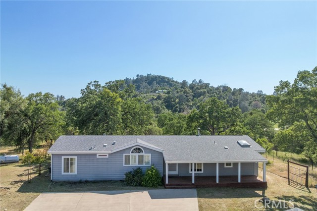 4372 Woodview Lane, Mariposa CA: https://media.crmls.org/medias/bb7a6c95-0d9c-45bd-9df1-f4e47c88c797.jpg