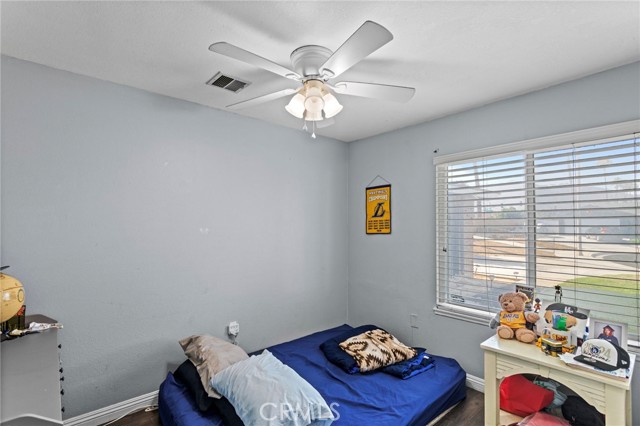 3405 Pickwick, Riverside CA: https://media.crmls.org/medias/bb7b6c3b-8b42-4ec9-adbd-a007ba2ed50c.jpg