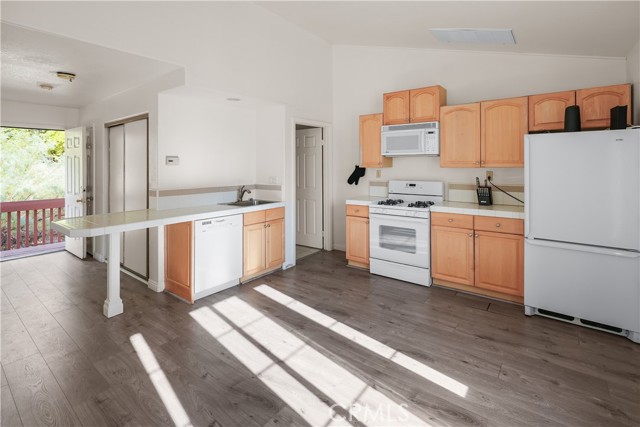1830 Shadow Canyon Road, Acton CA: https://media.crmls.org/medias/bb7b9676-cb20-4f25-84e0-7a2a1f16b475.jpg