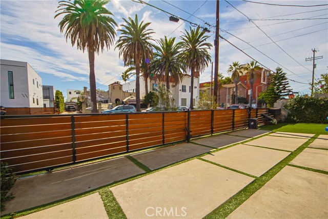 Detail Gallery Image 6 of 37 For 5351 Lexington Avenue, Hollywood,  CA 90029 - 4 Beds | 5 Baths