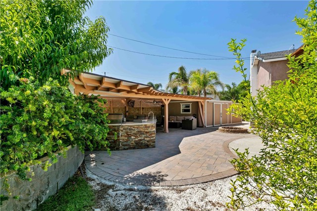 21101 Rosedell Drive, Saugus CA: https://media.crmls.org/medias/bb7c03f9-eb3e-4c37-8f14-a3986e043e8b.jpg