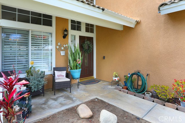 Detail Gallery Image 3 of 38 For 2170 Carefree Way, Corona,  CA 92878 - 3 Beds | 2/1 Baths