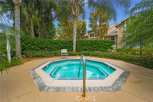 Detail Gallery Image 27 of 28 For 120 Monroe, Irvine,  CA 92620 - 3 Beds | 2/1 Baths