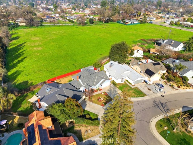 Detail Gallery Image 9 of 49 For 5028 W Hillsdale, Visalia,  CA 93291 - 3 Beds | 1/1 Baths