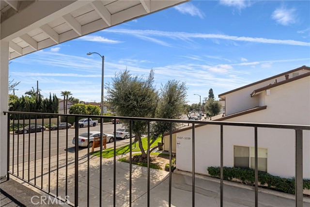 Detail Gallery Image 18 of 23 For 5523 Pioneer Bld, Whittier,  CA 90601 - 2 Beds | 2/1 Baths