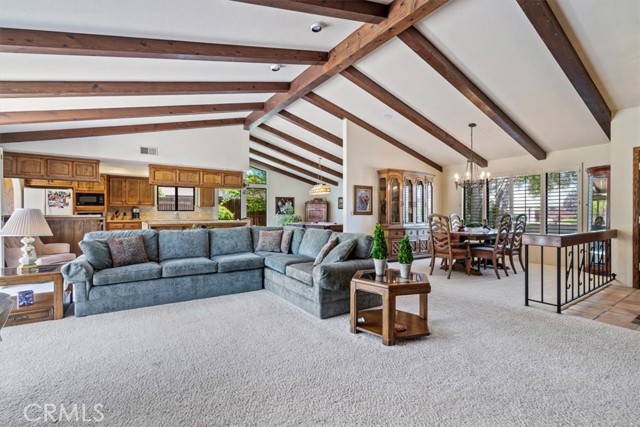 4336 Highcastle Lane, Santa Maria CA: https://media.crmls.org/medias/bb7e3e6c-fb18-45fb-900f-17245d9a498c.jpg