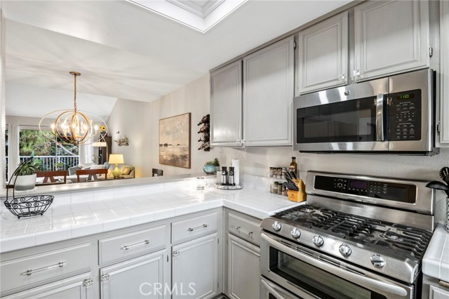 1410 Brett Place, San Pedro CA: https://media.crmls.org/medias/bb7e5147-b754-465b-830e-038e305d80b1.jpg