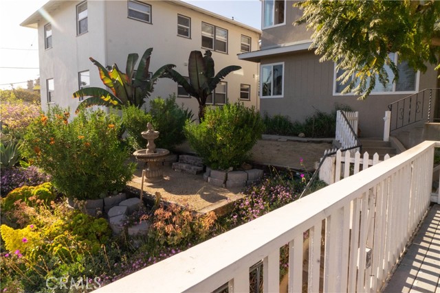 Detail Gallery Image 2 of 27 For 925 Poli St, Ventura,  CA 93001 - 2 Beds | 1 Baths